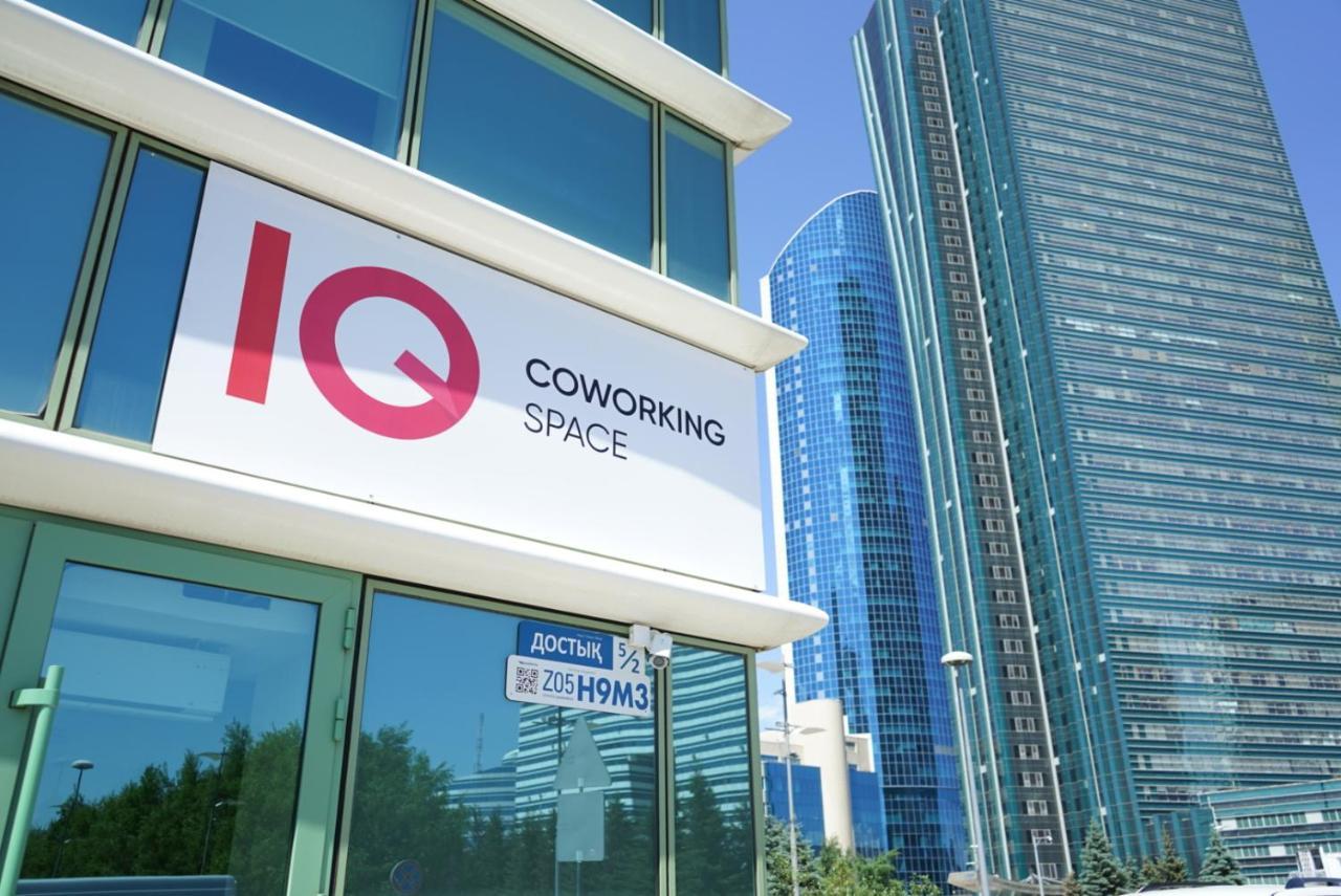 Iq Coworking Hotell Astana Exteriör bild